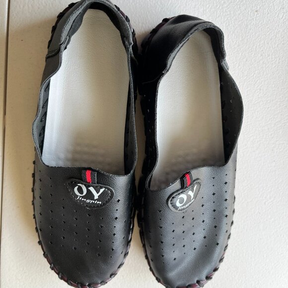 Womens Black Classic Moccasin - Picture 1 of 5